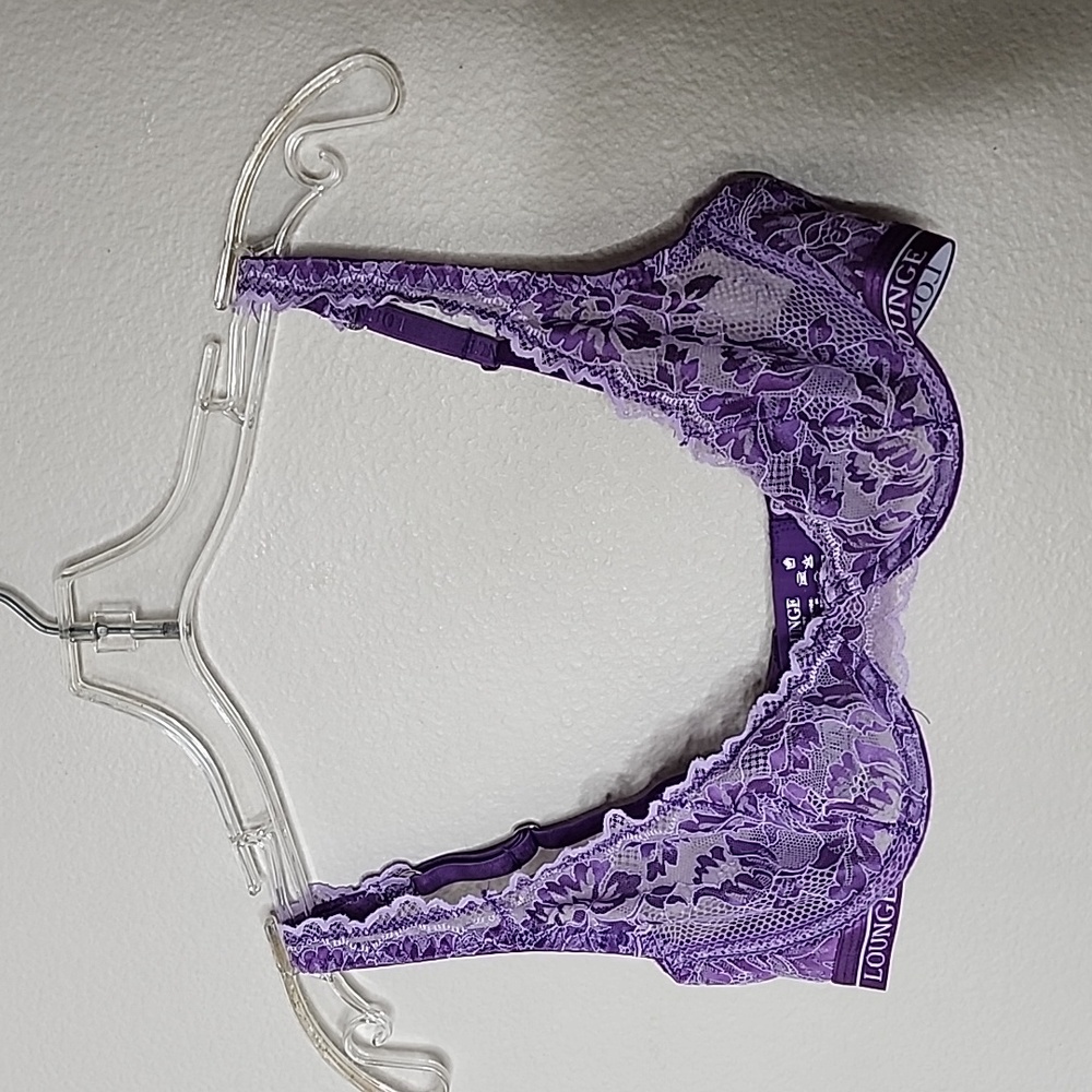 Lounge  luxe balcony purple bra underwire  size 32D